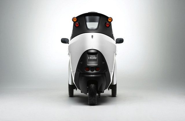 トヨタ i-ROAD