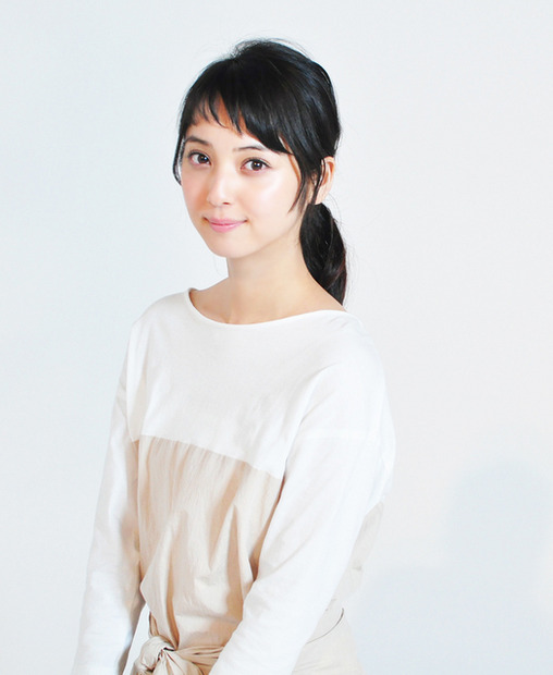 佐々木希『さいはてにて～やさしい香りと待ちながら～』／photo：Naoki Kurozu