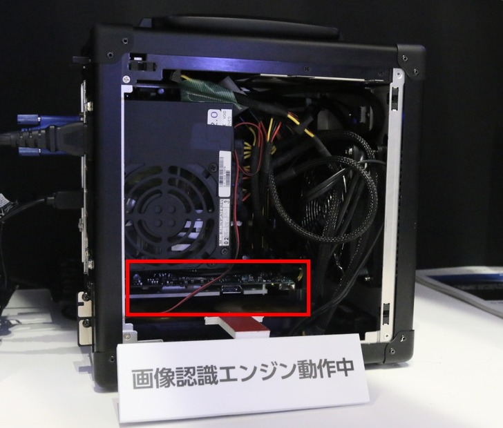 録画用の小型パソコンにを差し込むだけで本機能を組み込むことができる