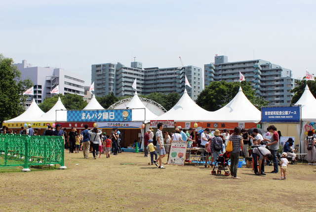 「まんパク縁日」の様子