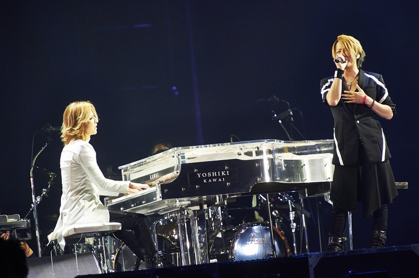 GLAY20周年ライブにサプライズ出演したYOSHIKIとGLAYメンバー