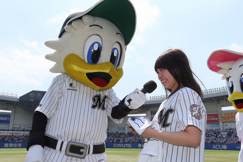 「よろしくお願いします」と答える舘石さん