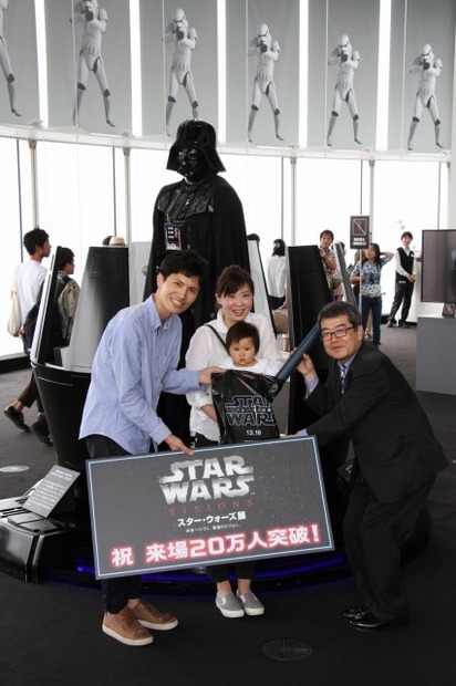 「スター・ウォーズ展」来場者20万人突破