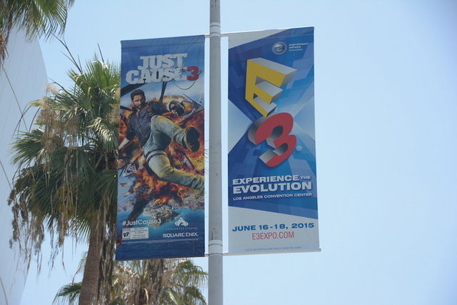 【E3 2015】開幕直前の会場の様子をレポート！今年目立ってるゲームはどれ?