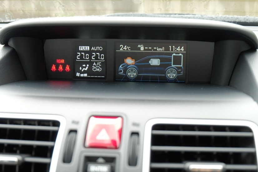 インプレッサ SPORT HYBRID