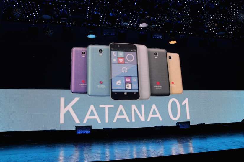 Windows 10 Mobileフォン「KATANA 01」