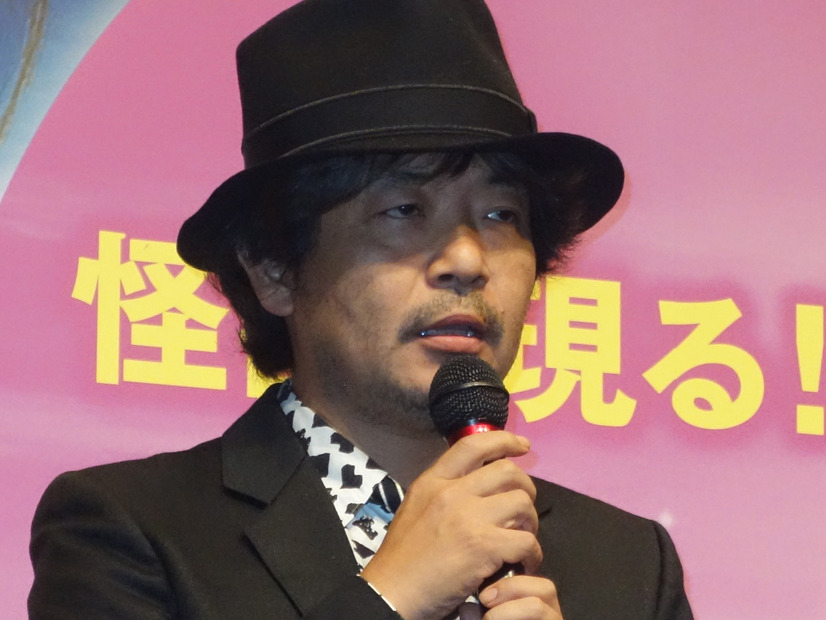長谷川博己を出演者がベタ褒め……「ラブ＆ピース」ジャパンプレミア