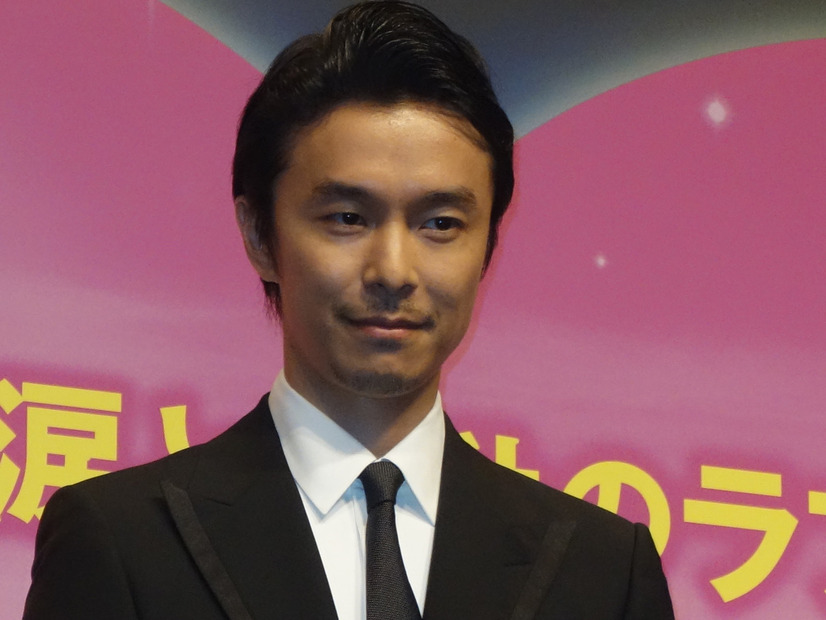 長谷川博己を出演者がベタ褒め……「ラブ＆ピース」ジャパンプレミア