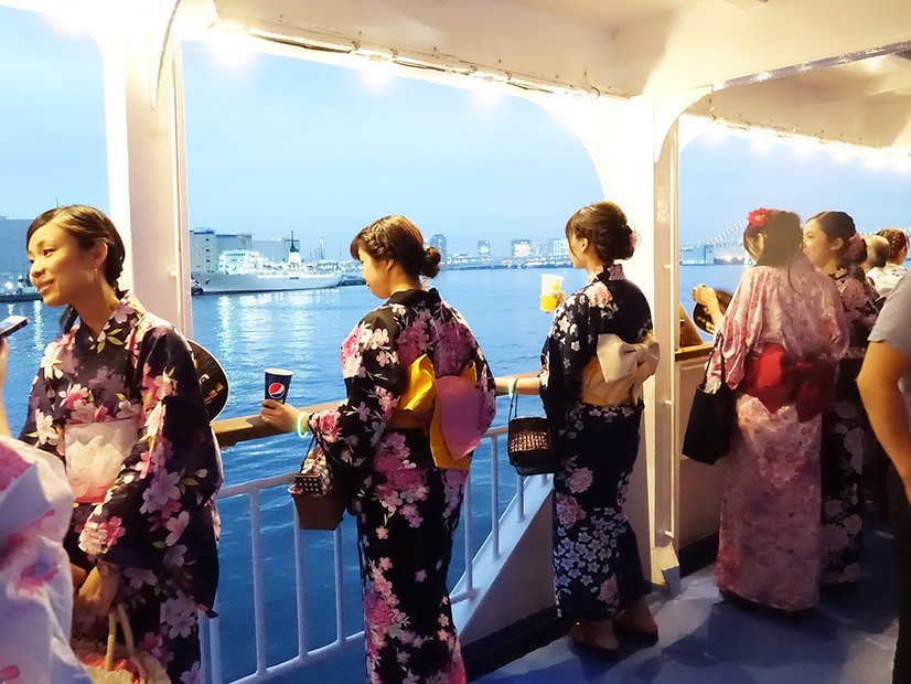 2015年「東京湾納涼船」【写真：田中】
