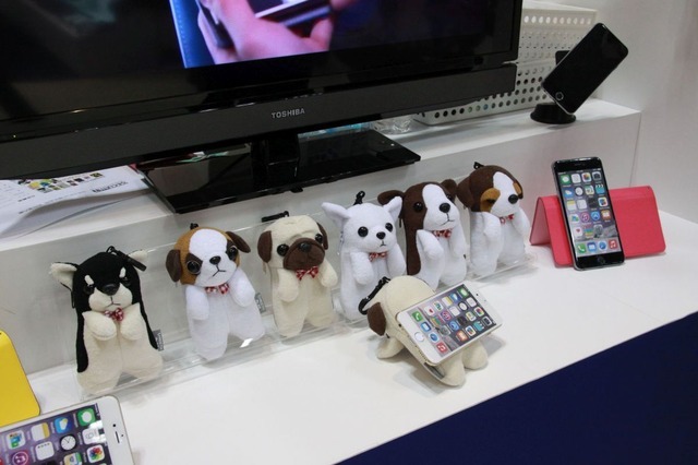 動物スマホたて