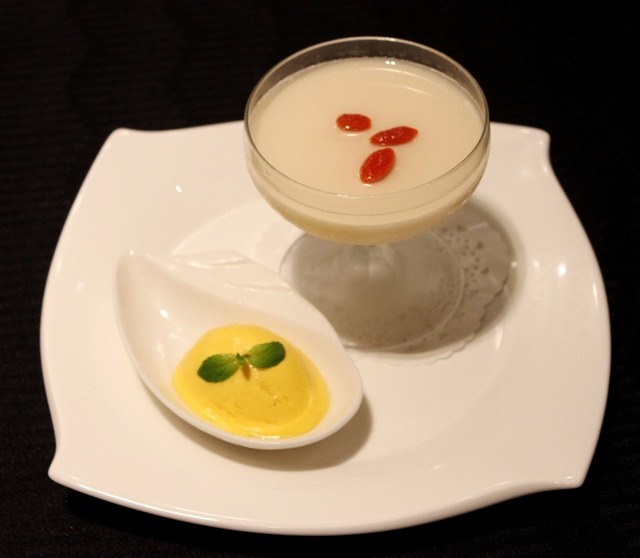 「szechwan restaurant 陳」で提供される、7,000円の特別ディナーコースの一品