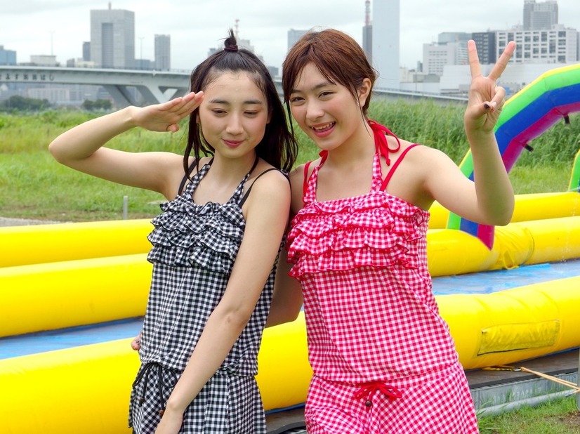 Hikari（向かって左）とShione