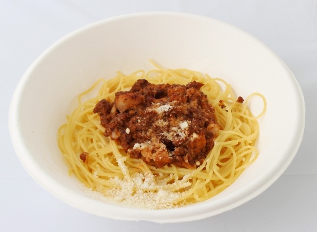 限定!　夢のトリプル肉ソースパスタ（1,200円）