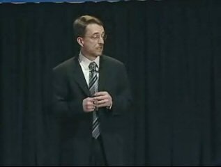 上席副社長兼デジタル・エンタープライズ事業本部長のパトリック・ゲルシンガー氏