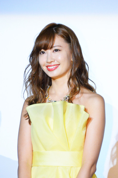 小嶋陽菜【写真：竹内みちまろ】