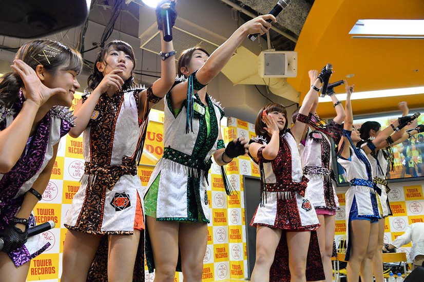 【フォトレポート】アップアップガールズ（仮） “ライブアイドル”目指す熱いパフォーマンス