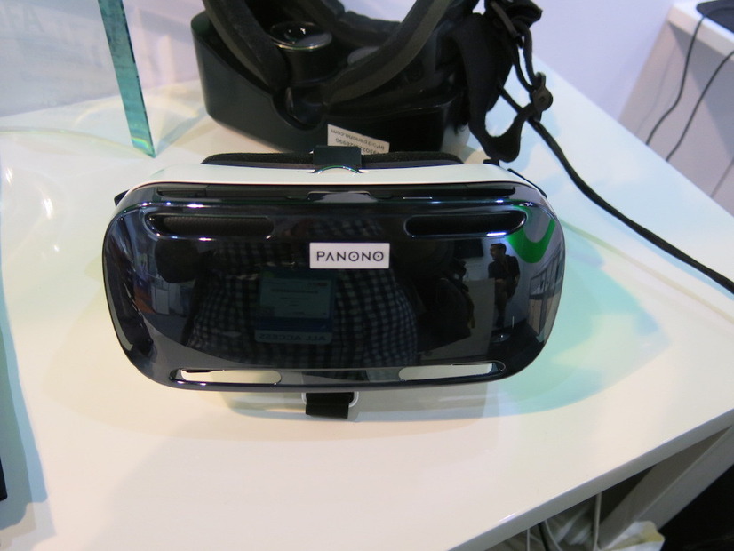 サムスンのヘッドマウントディスプレイ「Gear VR」でデモ