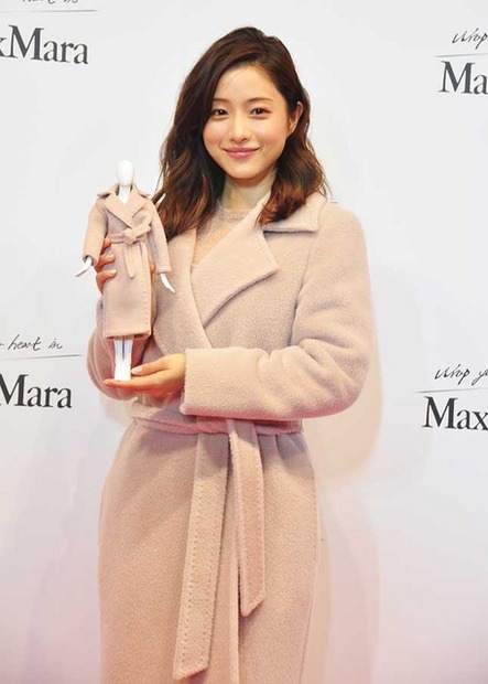 石原さとみ／「MaxMara」青山店リニューアルオープン記念イベント