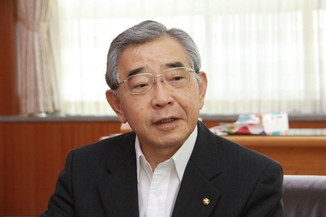 島根県知事 溝口善兵衛氏