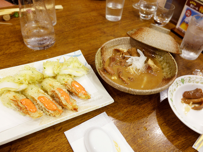 お酒だけでなく、料理も美味しいです