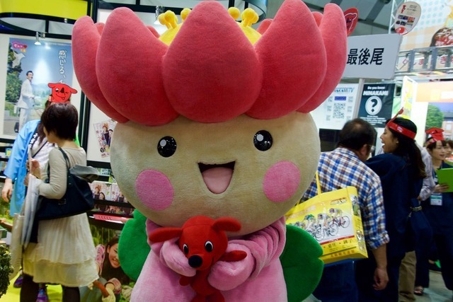 千葉市が推進する「花のあふれるまちづくり」のシンボルキャラクター「ちはなちゃん」