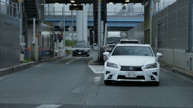 自動運転実験車「Highway Teammate」によるデモ走行