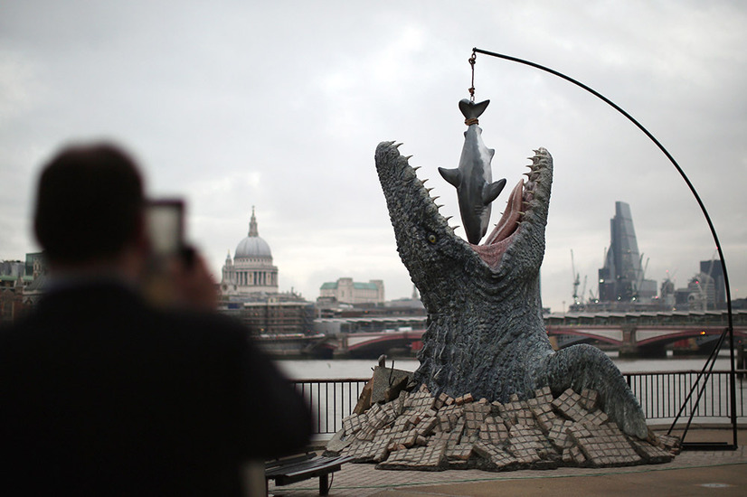 ロンドンに現れたモササウルス（c）Getty Images