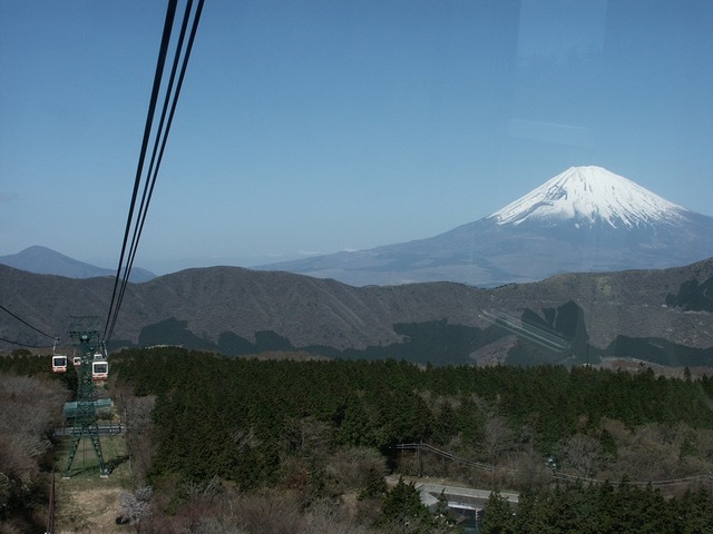 今回の再開区間は姥子～桃源台間で、早雲山～姥子間は引き続き運休する。