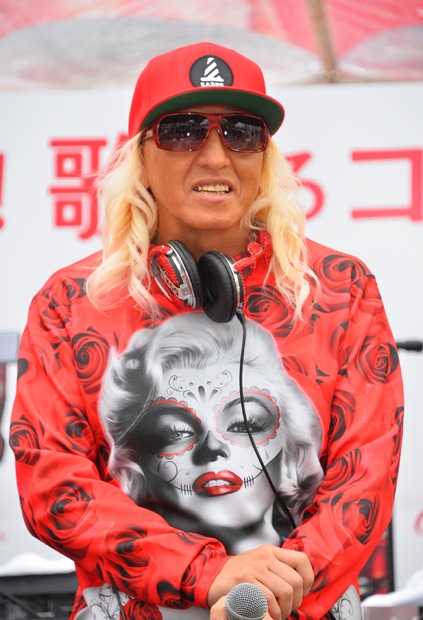 DJ KOO【写真：竹内みちまろ】