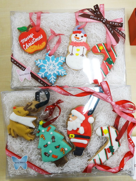 ＜ベリーデコ＞クリスマスモチーフクッキー（各432円～）