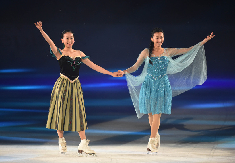 浅田真央と浅田舞　(c)gettyimages