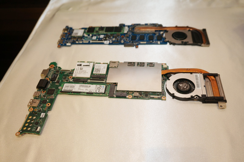 上がPro11、下がS11のファン。サイズを大型化して排熱量を2倍にアップした