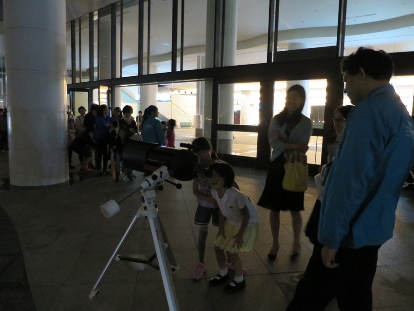 天体望遠鏡による星空の観察