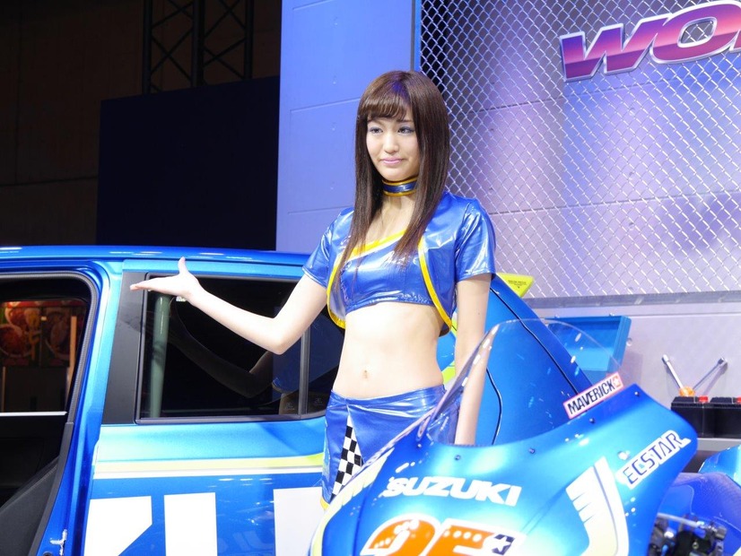 スズキブース コンパニオン(東京オートサロン2016)