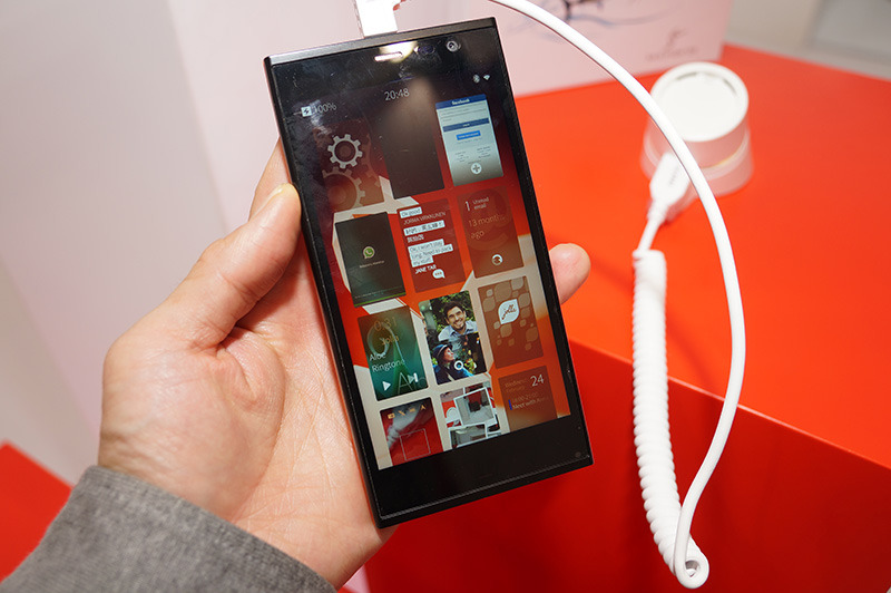 INTEXが発売するSailfish OS搭載スマートフォン「AQUA Fish」