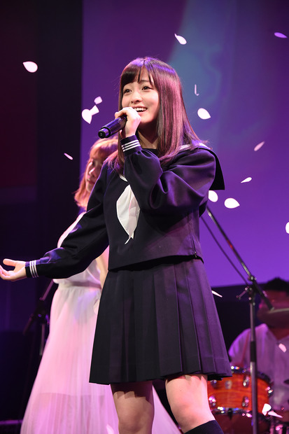 橋本環奈【写真：竹内みちまろ】
