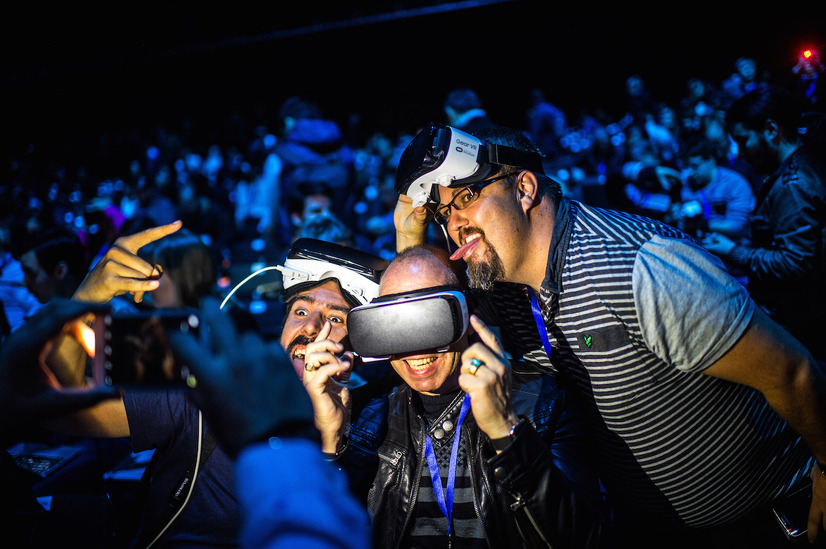 サムスンのVRヘッドマウントディスプレイ「Gear VR」(C)Gettyimages