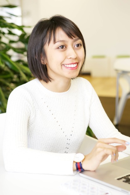 ロサ・ベトリアさん　＜撮影　米玉利朋子＞