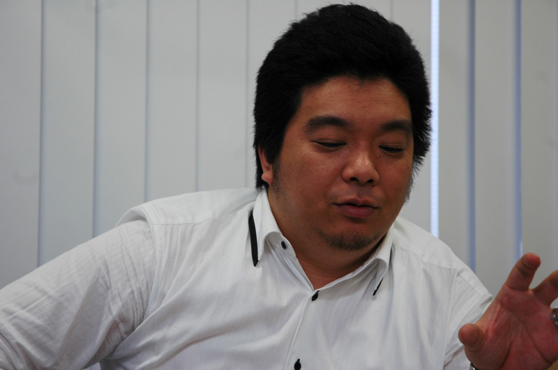 伊藤氏