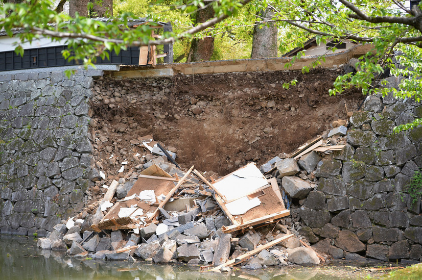 石垣が崩れるなど、地震による被害が出ている熊本城 (C)GettyImages