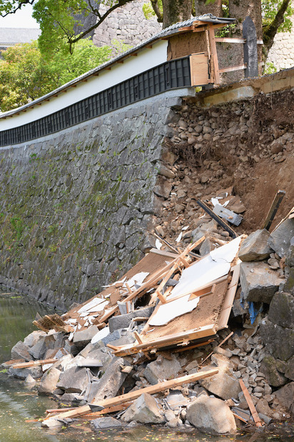 石垣が崩れるなど、地震による被害が出ている熊本城 (C)GettyImages