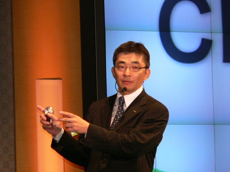 KDDI株式会社取締役執行役員常務コンシューマ事業本部長の高橋誠氏