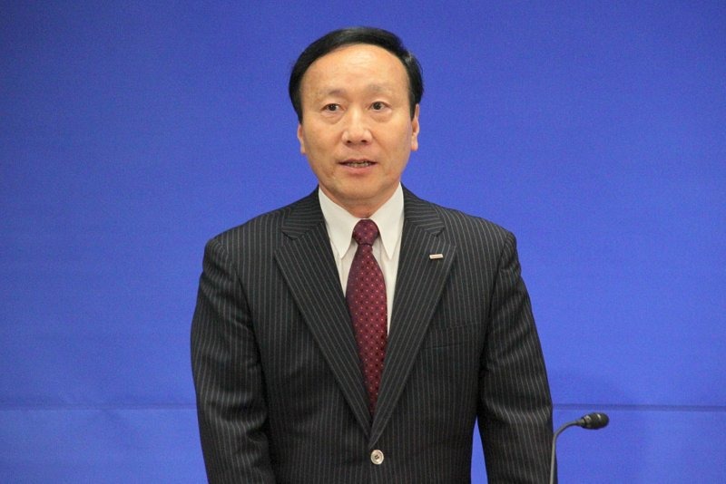 加藤氏