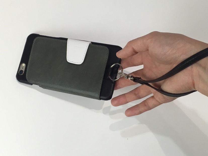 【男のモテケース Vol.2】これ一つでOK、通勤がラクに！背面ポケットが便利なRAKUNI iPhoneケース