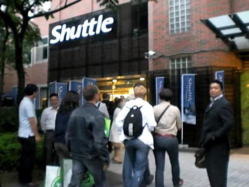 台湾Shuttle本社に到着