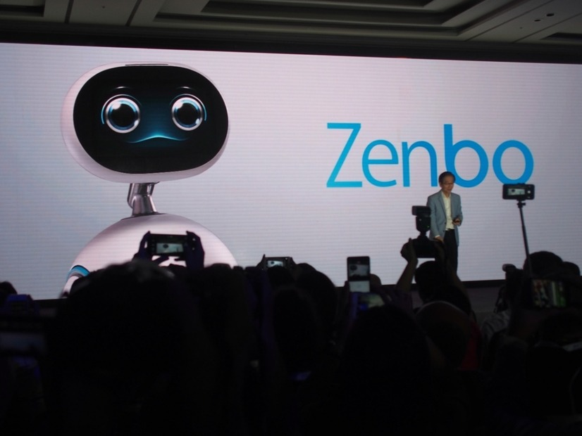 ホームロボット「Zenbo」