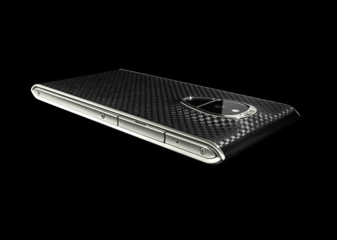 さすがに手が出ない……。150万円の高級スマホ！ 世界最高水準のセキュリティ性能を搭載