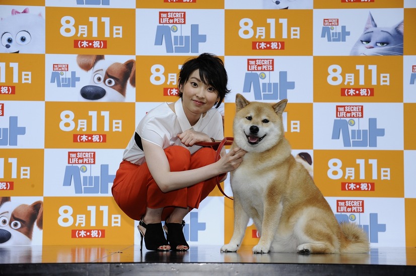 家入レオ、人気の柴犬まるちゃんを絶賛！PVで共演