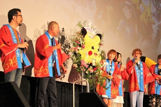 「ポケモン・ザ・ムービーXY&Z」初日舞台挨拶 10年連続出演の“しょこたん”にサプライズも