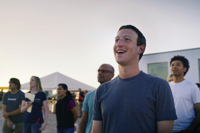 Facebookの巨大インターネットドローン「Aquila」が飛行テスト！消費電力はわずか炊飯器4つ分